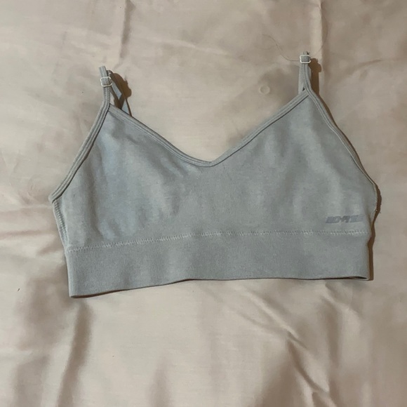 Bo and Tee Sports Bra - Picture 2 of 4